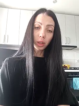 Snapshot of Princessa99885 chatting on May 2026 06:53:01 AM Princessa99885 online show from May 2026 06:53:01 AM