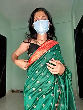 Shivani2002 online show from February 2026 06:00:02 PM