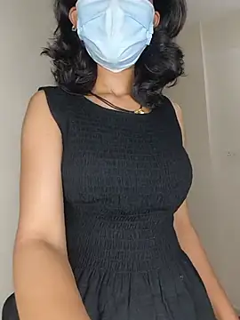 Shivani2002 online show from June 2026 04:05:02 PM