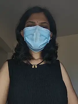 Shivani2002 online show from June 2026 03:18:01 AM