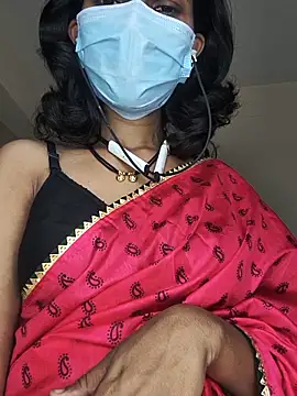 Shivani2002 online show from June 2026 02:53:02 AM