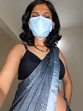 Shivani2002 online show from June 2026 04:45:01 PM