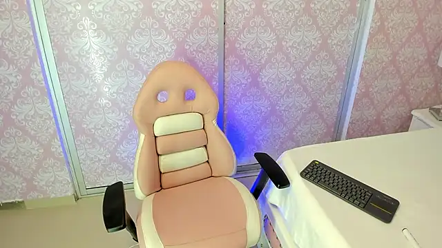 Ailee naughty online show from November 2025 03:05:01 AM