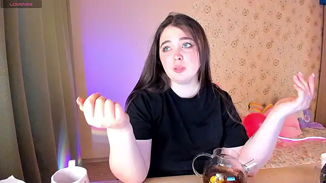 Snapshot of Alice_next_door chatting on February 2026 01:52:02 PM Alice next door online show from February 2026 01:52:02 PM