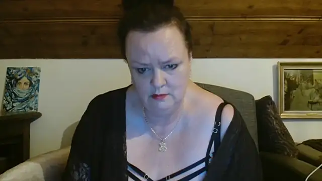 TiffanyMature online show from March 2026 10:38:01 PM