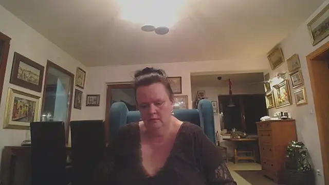 TiffanyMature online show from June 2026 08:50:02 PM