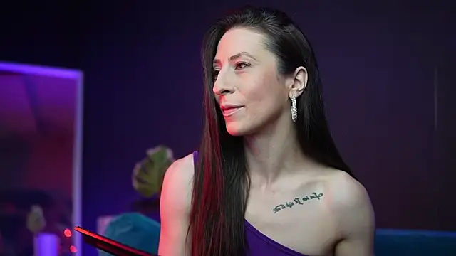 RubyRosa online show from June 2026 10:07:01 PM