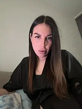Oksiandfray online show from June 2026 10:10:01 AM