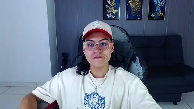 dirty model online show from February 2026 10:06:02 PM