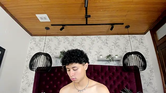 Snapshot of NoahDupont chatting on September 2025 07:41:02 PM NoahDupont online show from September 2025 07:41:02 PM