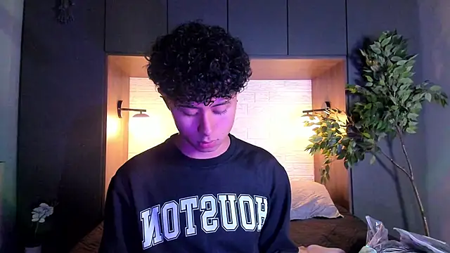 Snapshot of NoahDupont chatting on September 2025 01:05:02 PM NoahDupont online show from September 2025 01:05:02 PM