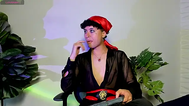 Snapshot of NoahDupont chatting on October 2025 08:37:02 PM NoahDupont online show from October 2025 08:37:02 PM