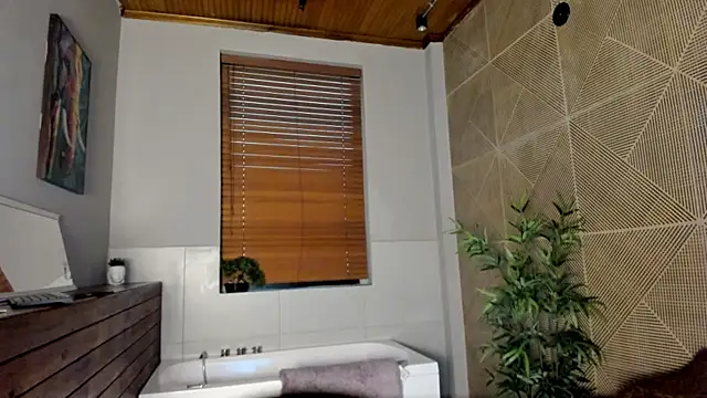 Snapshot of NoahDupont chatting on October 2025 07:55:02 PM NoahDupont online show from October 2025 07:55:02 PM