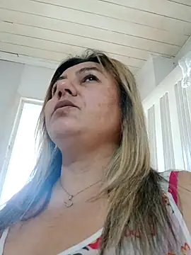 Snapshot of Nataly_Foley chatting on October 2025 01:09:01 PM Nataly Foley online show from October 2025 01:09:01 PM