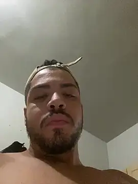 Snapshot of c_aioandrade chatting on March 2026 06:54:01 PM c aioandrade online show from March 2026 06:54:01 PM