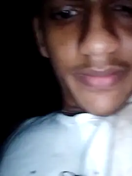 kjohn20 online show from December 2025 06:24:02 PM