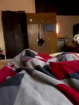 Snapshot of Miss_thorne chatting on November 2025 04:46:01 AM Miss thorne online show from November 2025 04:46:01 AM