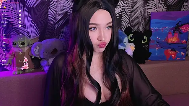 Yuki Star online show from October 2025 02:51:02 PM