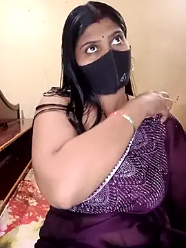 Snapshot of reena502 chatting on March 2026 07:12:01 AM reena502 online show from March 2026 07:12:01 AM