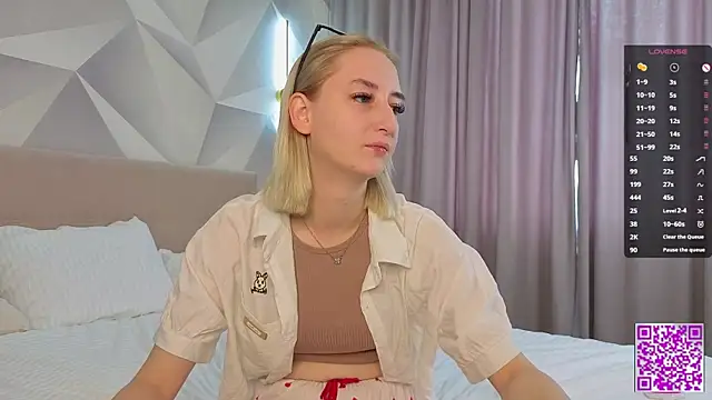 Snapshot of JodeeThu chatting on October 2025 05:05:02 AM JodeeThu online show from October 2025 05:05:02 AM