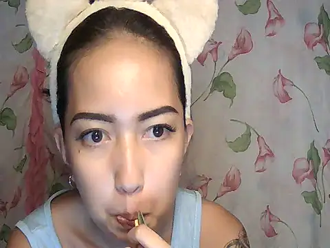 Snapshot of Soft_Angel8 chatting on July 2026 10:09:01 AM Soft Angel8 online show from July 2026 10:09:01 AM