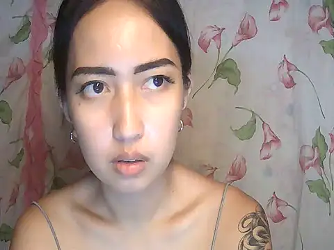 Snapshot of Soft_Angel8 chatting on August 2026 01:37:02 AM Soft Angel8 online show from August 2026 01:37:02 AM