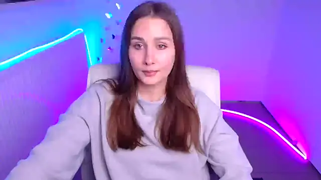 Stefanie Sweet online show from October 2025 11:33:02 AM