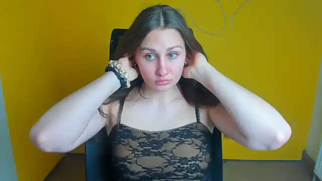 Stefanie Sweet online show from April 2026 11:20:01 AM