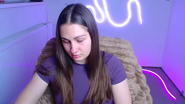 Stefanie Sweet online show from May 2026 06:19:02 AM