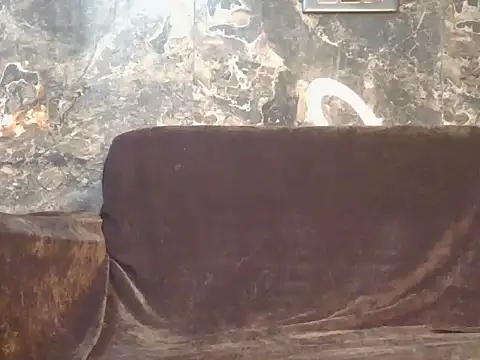 imaila18 online show from February 2026 05:22:02 AM