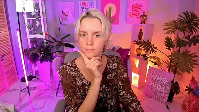 Snapshot of BethanyCloud chatting on October 2025 02:30:01 AM BethanyCloud online show from October 2025 02:30:01 AM