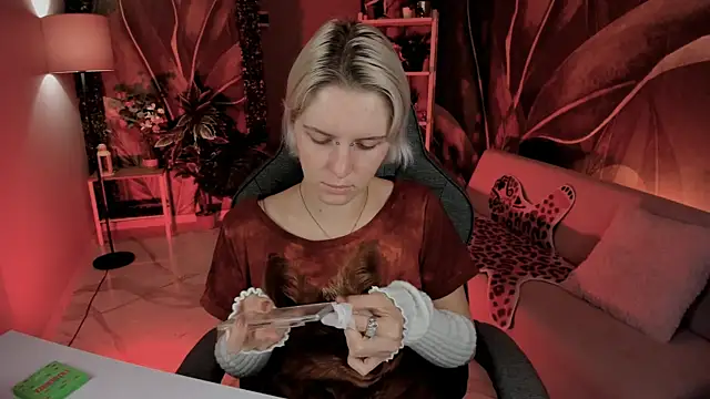 Snapshot of BethanyCloud chatting on October 2025 05:41:01 AM BethanyCloud online show from October 2025 05:41:01 AM