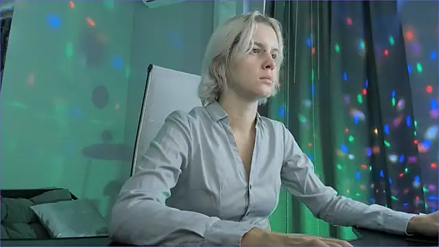 Snapshot of BethanyCloud chatting on October 2025 05:22:01 AM BethanyCloud online show from October 2025 05:22:01 AM