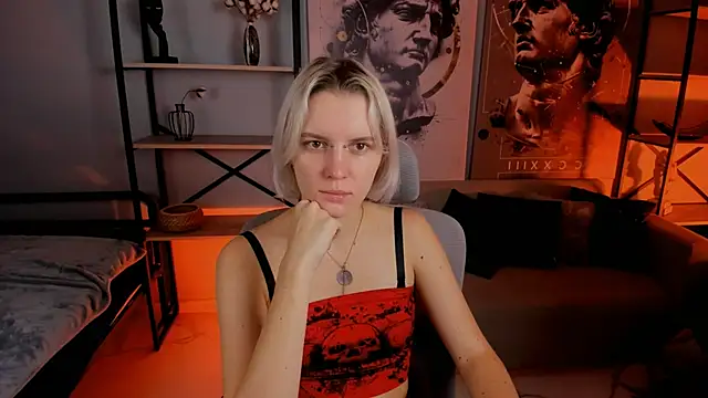 Snapshot of BethanyCloud chatting on November 2025 06:01:01 AM BethanyCloud online show from November 2025 06:01:01 AM