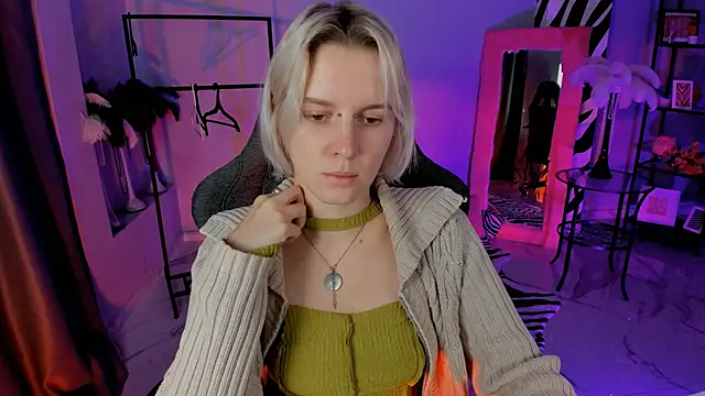 Snapshot of BethanyCloud chatting on November 2025 02:32:01 AM BethanyCloud online show from November 2025 02:32:01 AM