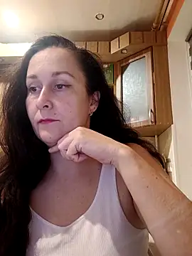 Amandda  online show from September 2025 05:51:01 PM