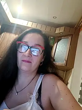 Amandda  online show from October 2025 05:57:02 PM