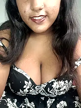 Snapshot of Cute_mikii chatting on October 2025 10:13:02 AM Cute mikii online show from October 2025 10:13:02 AM