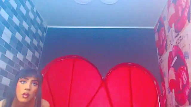 julessxcharlotte online show from February 2026 09:07:01 PM