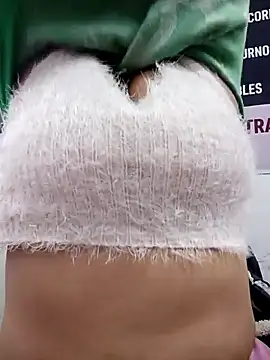 Mia-Glow online show from January 2026 12:08:02 PM