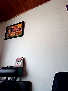 Mia-Glow online show from February 2026 01:21:02 PM