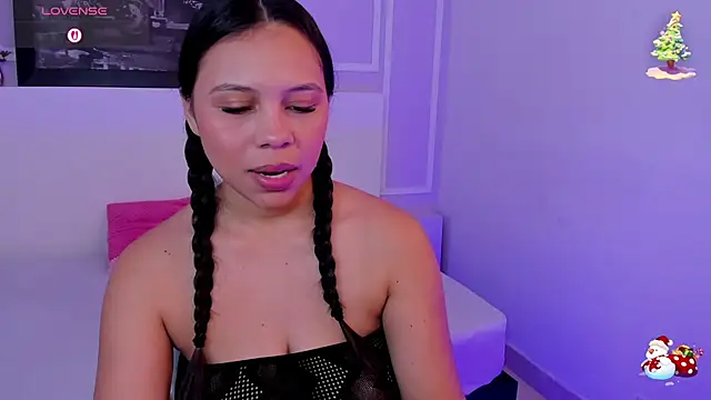 Snapshot of candy_lux30 chatting on January 2026 03:21:01 AM candy lux30 online show from January 2026 03:21:01 AM