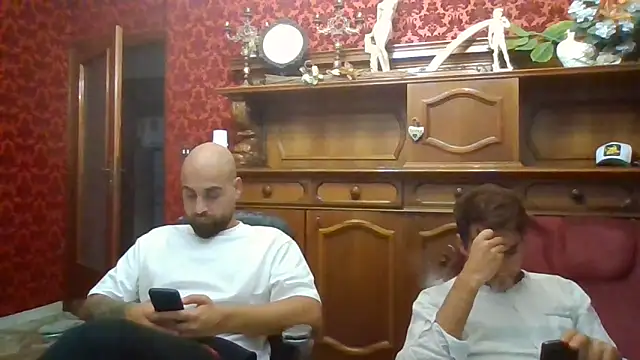 Snapshot of omihaze94 chatting on September 2025 05:18:02 PM omihaze94 online show from September 2025 05:18:02 PM