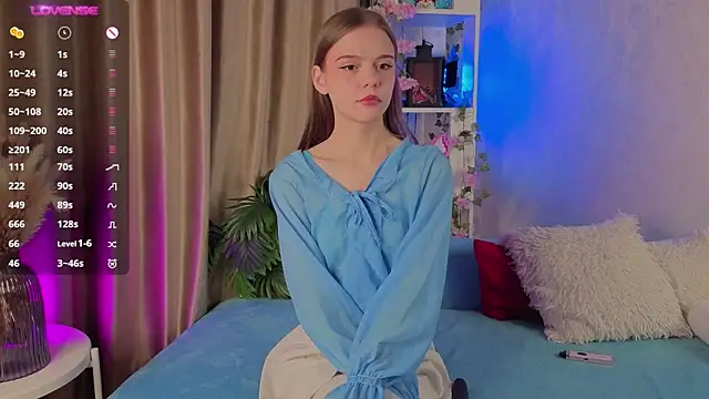 WeiSusi online show from November 2025 04:07:01 PM