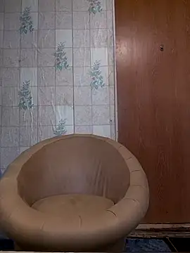 Snapshot of Tupo070481 chatting on September 2025 01:05:02 PM Tupo070481 online show from September 2025 01:05:02 PM