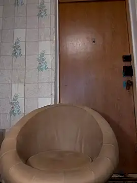 Snapshot of Tupo070481 chatting on December 2025 08:41:01 AM Tupo070481 online show from December 2025 08:41:01 AM