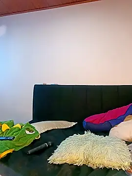 hotwife26 online show from December 2025 03:10:01 PM