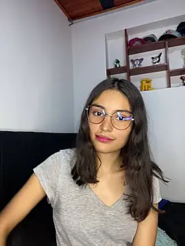 hotwife26 online show from May 2026 09:30:02 PM