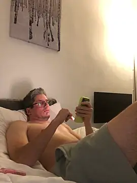 Snapshot of shyandchilling chatting on August 2026 09:25:01 PM shyandchilling online show from August 2026 09:25:01 PM