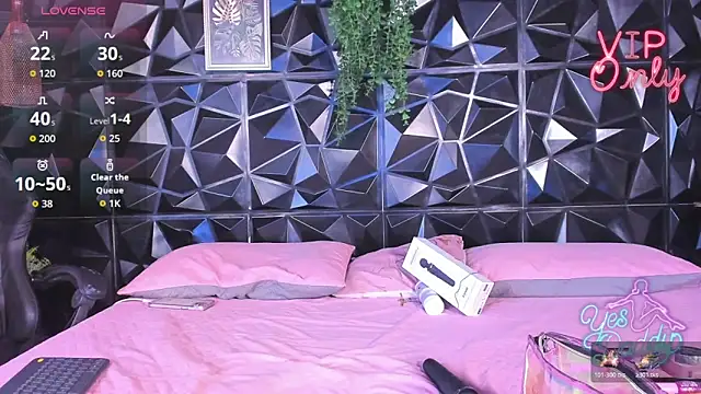 April  foxx online show from February 2026 12:52:01 PM